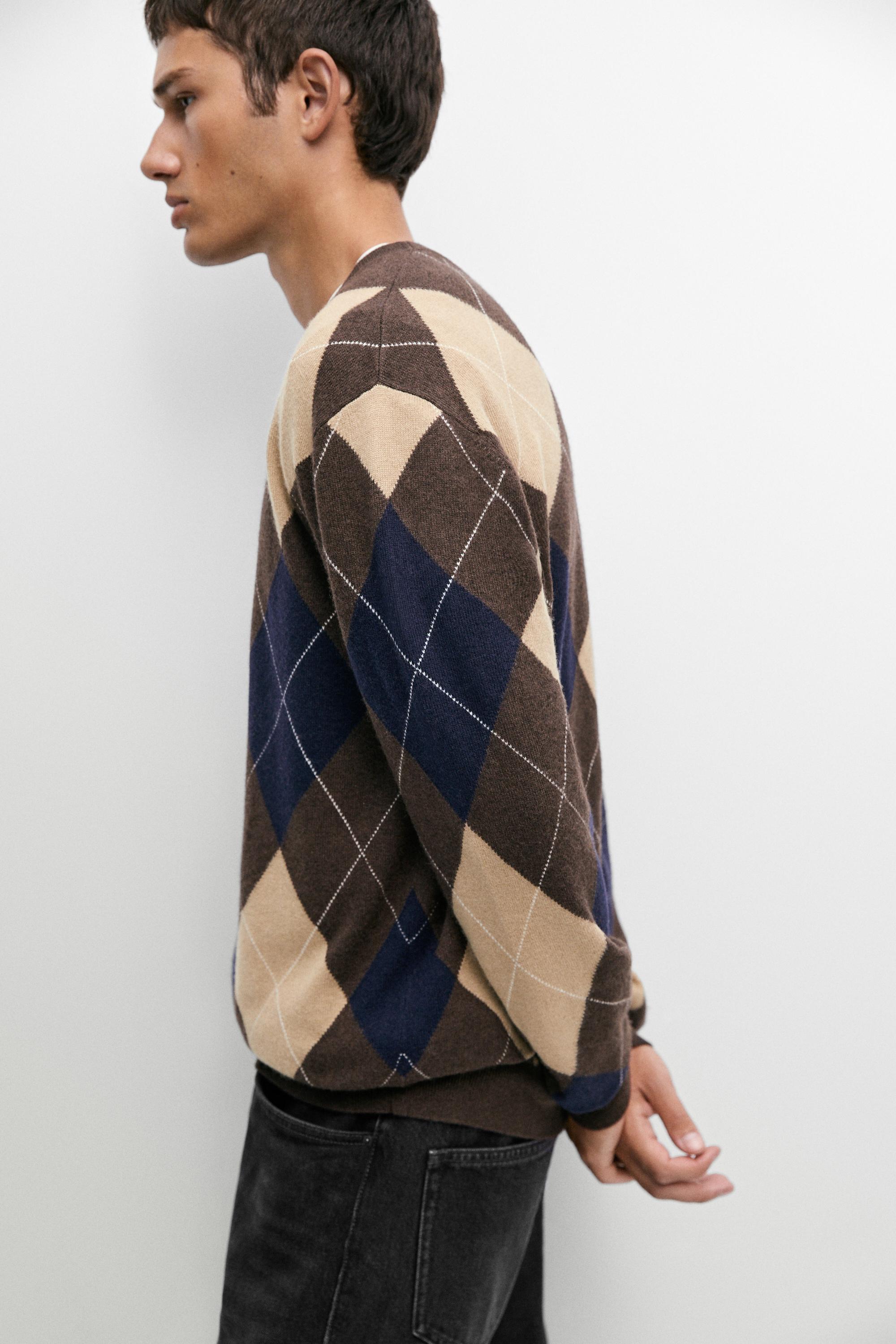 Pull en maille à losanges avec de la laine